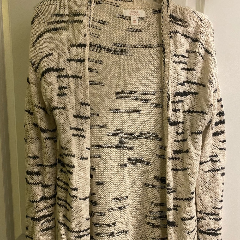 Knitted cardigan